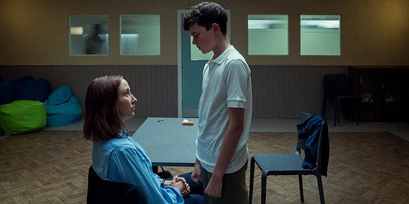 Adolescence (Netflix) - Erin Doherty, Owen Cooper
